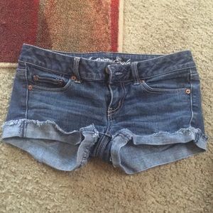 American Eagle shorts!